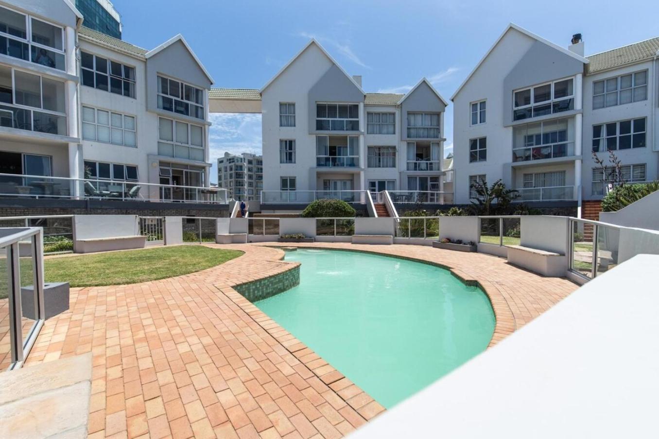 Luxury On The Beach Port Elizabeth Exterior photo