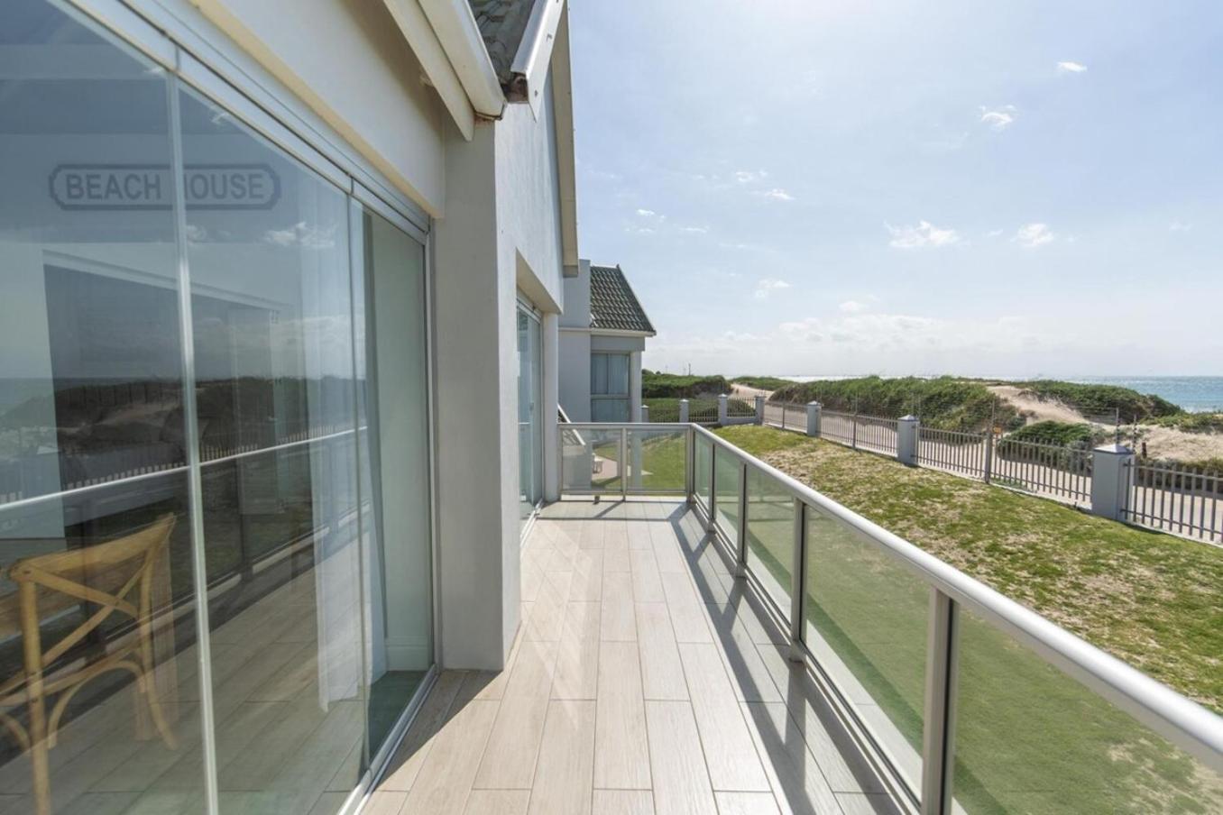 Luxury On The Beach Port Elizabeth Exterior photo